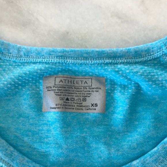 Athleta fastest track tee - Picture 2 of 3